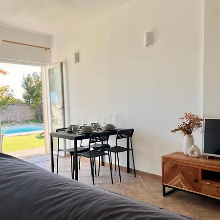 L'arancetu Vue Avec Piscine דירה ביגוגליה