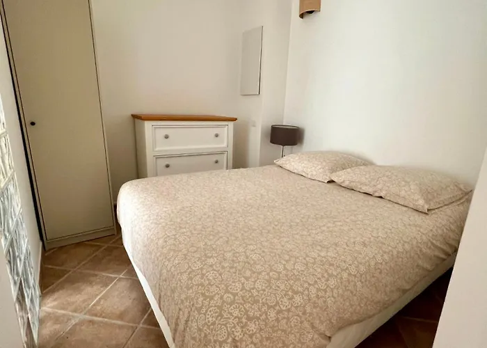 L'arancetu Vue Avec Piscine * Biguglia (Corsica)